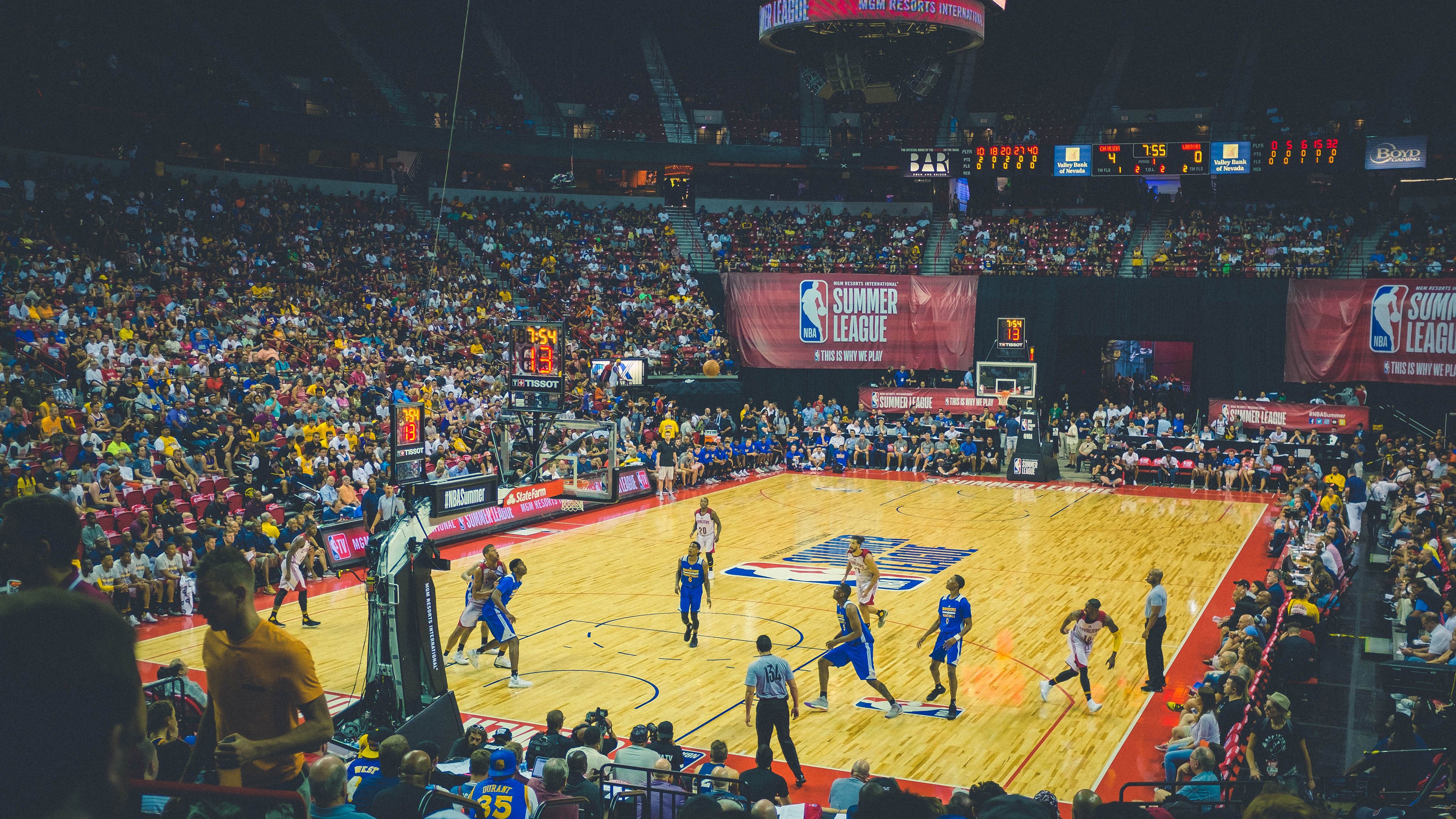 《王者荣耀荣耀之夜，高潮不断，王者归来》，荣耀王者之王者荣耀小说