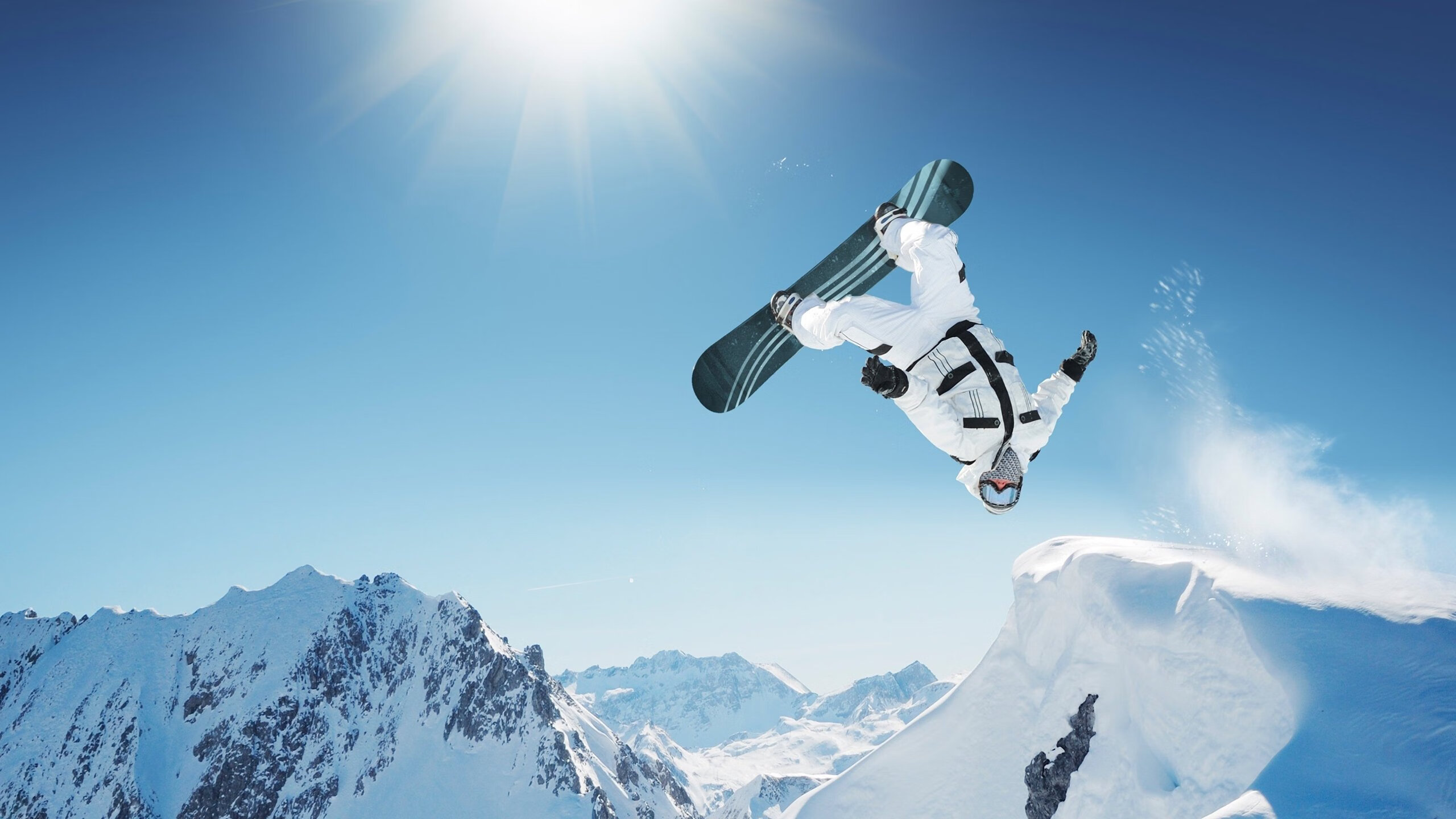 顶级硬地赛：反应速度与技术的终极比拼